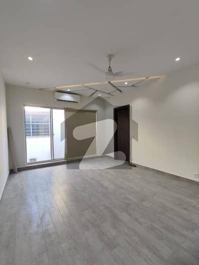 kanal house for rent in dha phase5 hote location kanal house for rent in dha phase5 hote location