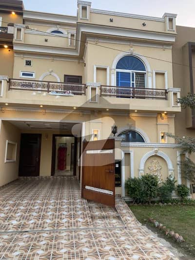 05 MARLA BRAND NEW DOUBLE STORY HOUSE AVAILABLE FOR SALE AT PRIME LOCATION IN KHAYABAN-E-AMIN L BLOCK