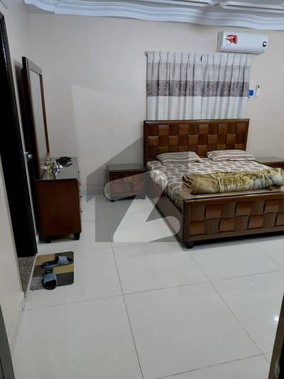 پی ای سی ایچ ایس بلاک 3 پی ای سی ایچ ایس,جمشید ٹاؤن,کراچی میں 4 کمروں کا 7 مرلہ فلیٹ 6.5 کروڑ میں برائے فروخت۔