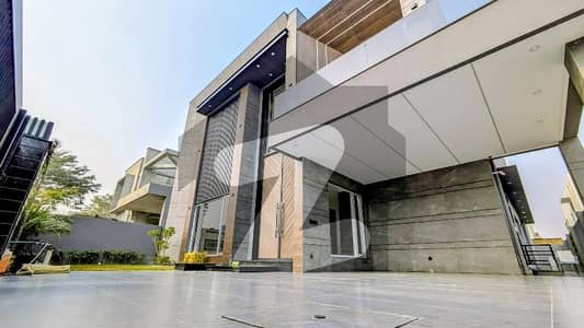 LUXURIOUS MODERN ONE KANAL HOUSE FOR SALE