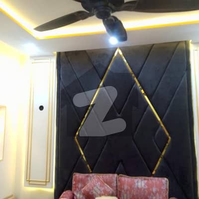 پارک ویو سٹی لاہور میں 6 کمروں کا 10 مرلہ مکان 3.5 کروڑ میں برائے فروخت۔ پارک ویو سٹی لاہور میں 6 کمروں کا 10 مرلہ مکان 3.5 کروڑ میں برائے فروخت۔