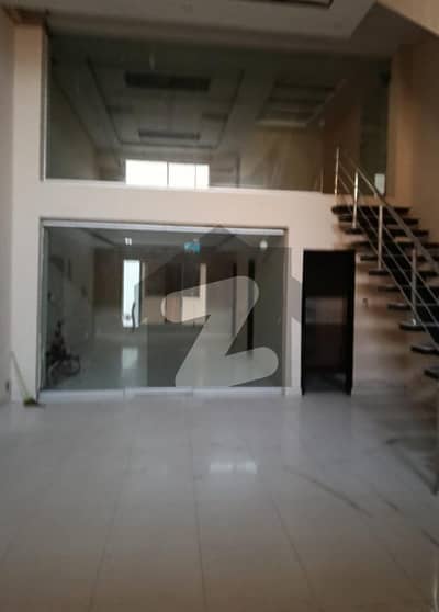 گجّومتہ لاہور میں 8 کمروں کا 4 کنال فیکٹری 7.0 لاکھ میں کرایہ پر دستیاب ہے۔