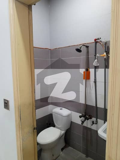 For Rent 3 Bed DD Portion Block 3-A, Gulistan-e-Johar, Karachi