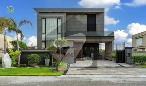 1 kanal luxury House Available for Rent in DHA phase near Dolmen Mall