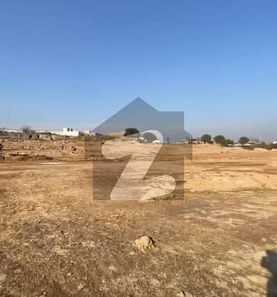 Gulberg Greens Block B 4 kanal farmhouse plot