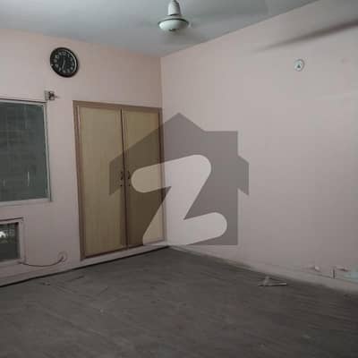 گلستانِِ جوہر ۔ بلاک 13 گلستانِ جوہر,کراچی میں 3 کمروں کا 7 مرلہ فلیٹ 1.45 کروڑ میں برائے فروخت۔ گلستانِِ جوہر ۔ بلاک 13 گلستانِ جوہر,کراچی میں 3 کمروں کا 7 مرلہ فلیٹ 1.45 کروڑ میں برائے فروخت۔