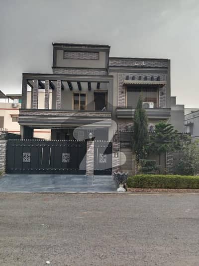 10m USD house available for sale hot location near prk MB commercial mousq C block Citi housing Sialkot