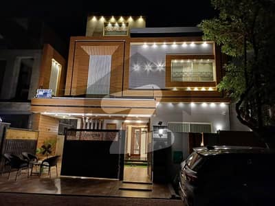 10 Marla Used House With Gas 5Bed Room Double Kitchen LDA Approved Block Near To Canal Road Ring Road Interchange