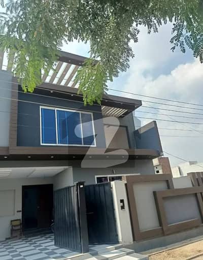 مجاہد گرین ویلی ملتان بائی پاس,ملتان میں 7 کمروں کا 10 مرلہ مکان 2.5 کروڑ میں برائے فروخت۔