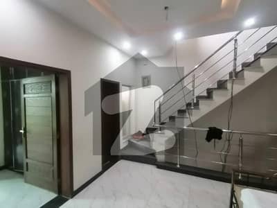 ملٹری اکاؤنٹس ہاؤسنگ سوسائٹی لاہور میں 3 کمروں کا 4 مرلہ مکان 1.45 کروڑ میں برائے فروخت۔ ملٹری اکاؤنٹس ہاؤسنگ سوسائٹی لاہور میں 3 کمروں کا 4 مرلہ مکان 1.45 کروڑ میں برائے فروخت۔