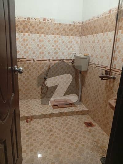 150yd ground floor portion for rent Gulshan Iqbal block 10 near sindhbad 3bed lounge