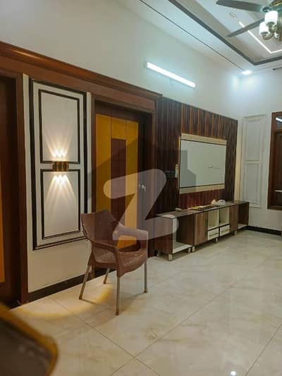 گلستانِِ جوہر ۔ بلاک 15 گلستانِ جوہر,کراچی میں 3 کمروں کا 7 مرلہ فلیٹ 2.3 کروڑ میں برائے فروخت۔