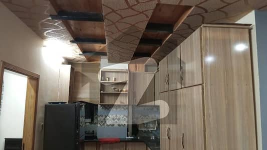 یونیورسٹی ٹاؤن پشاور میں 3 کمروں کا 5 مرلہ فلیٹ 1.35 کروڑ میں برائے فروخت۔