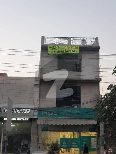 10 Marla Brand New 2nd Floor Hall For Rent