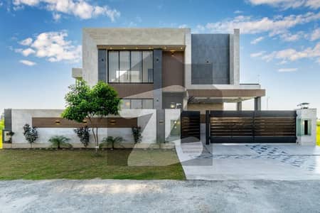 20 MARLA ELEGANT AND FULLY MAINTAINED SUPER HOT LOCATED BUNGALOW IS AVAILABLE IN THE BEST BLOCK OF DHA LAHORE.