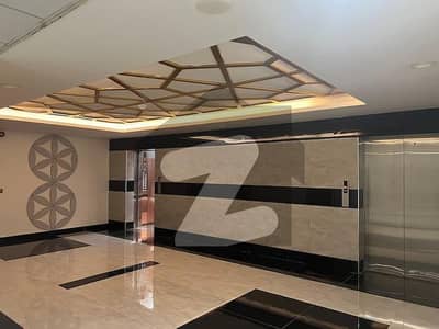 گولڈ کریسٹ مال اینڈ ریزیڈینسی ڈی ایچ اے فیز 4,ڈی ایچ اے ڈیفینس,لاہور میں 2 کمروں کا 5 مرلہ فلیٹ 2.05 لاکھ میں کرایہ پر دستیاب ہے۔ گولڈ کریسٹ مال اینڈ ریزیڈینسی ڈی ایچ اے فیز 4,ڈی ایچ اے ڈیفینس,لاہور میں 2 کمروں کا 5 مرلہ فلیٹ 2.05 لاکھ میں کرایہ پر دستیاب ہے۔