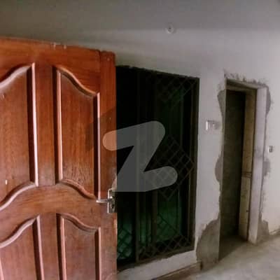 نشتر کالونی لاہور میں 4 مرلہ مکان 69.0 لاکھ میں برائے فروخت۔