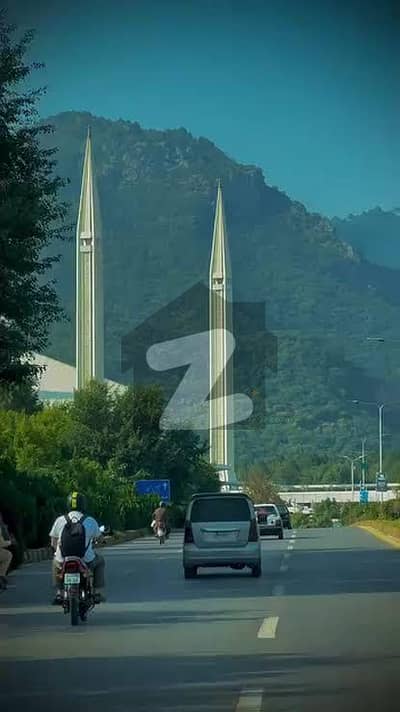 D12/4 Corner 1kanal plot for sale