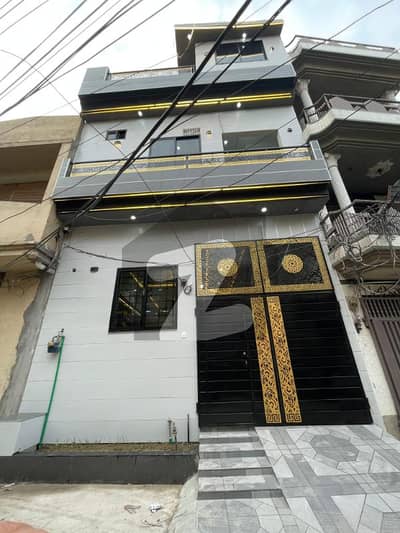 مغلپورہ لاہور میں 3 کمروں کا 4 مرلہ مکان 2.25 کروڑ میں برائے فروخت۔