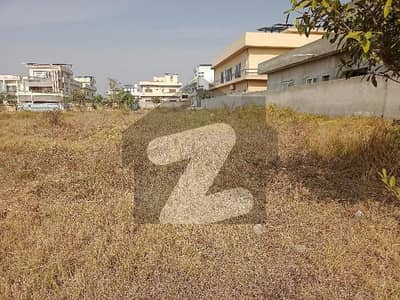 E-18 Health Enclave Islamabad Kanal Residential on ideal location