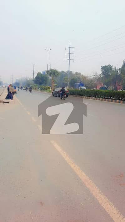 5 KANAL FOCTORY BUIDING FOR SALE IN MIAN MADR E MILLAT ROAD QUAID E AZAM INDUSTRIAL ESTATE