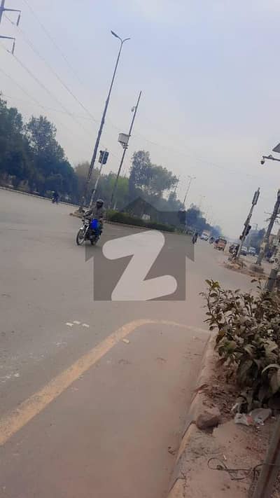 5 KANAL FOCTORY BUIDING FOR SALE IN MIAN MADR E MILLAT ROAD QUAID E AZAM INDUSTRIAL ESTATE 5 KANAL FOCTORY BUIDING FOR SALE IN MIAN MADR E MILLAT ROAD QUAID E AZAM INDUSTRIAL ESTATE