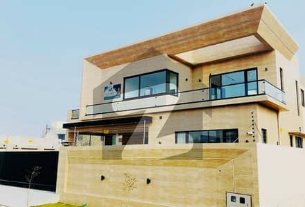 20 MARLA BRAND NEW MODERN DESIGN BEAUTIFUL BUNGALOW IS AVAILABLE FOR SALE IN DHA PHAS 7 R-BLOCK