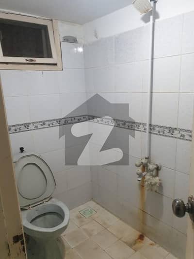 one bed lounge available for rent