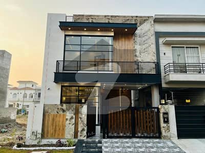 5 Marla House For Rent In DHA 9 Town