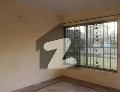 آئی ۔ 8/4 آئی ۔ 8,اسلام آباد میں 6 کمروں کا 1 کنال مکان 20.9 کروڑ میں برائے فروخت۔ آئی ۔ 8/4 آئی ۔ 8,اسلام آباد میں 6 کمروں کا 1 کنال مکان 20.9 کروڑ میں برائے فروخت۔