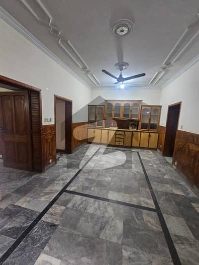 E-11/4 6 Marla upper portion available for rent in e11 Islamabad