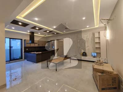 لیک سٹی رائیونڈ روڈ,لاہور میں 3 کمروں کا 10 مرلہ مکان 3.94 کروڑ میں برائے فروخت۔