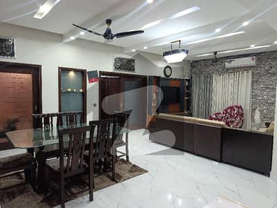 10 Marla House In Dha phase 8 Ex Air Avenue