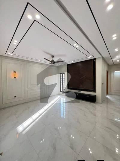 جی ۔ 13 اسلام آباد میں 3 کمروں کا 10 مرلہ زیریں پورشن 1.2 لاکھ میں کرایہ پر دستیاب ہے۔