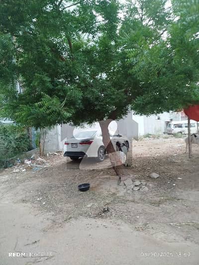 plot for sale in Punjabi Saudagar multipurpose co operative housing society sector 25 A scheme 33 West open best location