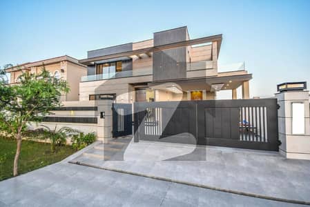 3 Beds 1 Kanal Upper Portion Modern Design for Rent in DHA Phase 6 Lahore.