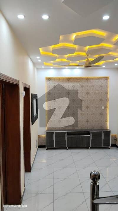 بحریہ ٹاؤن فیز 8 ۔ علی بلاک بحریہ ٹاؤن فیز 8 ۔ سفاری ویلی,بحریہ ٹاؤن فیز 8,بحریہ ٹاؤن راولپنڈی,راولپنڈی میں 3 کمروں کا 5 مرلہ مکان 65.0 ہزار میں کرایہ پر دستیاب ہے۔ بحریہ ٹاؤن فیز 8 ۔ علی بلاک بحریہ ٹاؤن فیز 8 ۔ سفاری ویلی,بحریہ ٹاؤن فیز 8,بحریہ ٹاؤن راولپنڈی,راولپنڈی میں 3 کمروں کا 5 مرلہ مکان 65.0 ہزار میں کرایہ پر دستیاب ہے۔