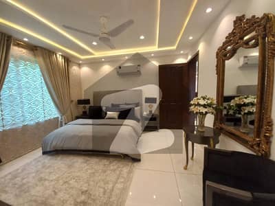 ڈی ایچ اے فیز 5 ڈیفنس (ڈی ایچ اے),لاہور میں 5 کمروں کا 1 کنال مکان 5.0 لاکھ میں کرایہ پر دستیاب ہے۔