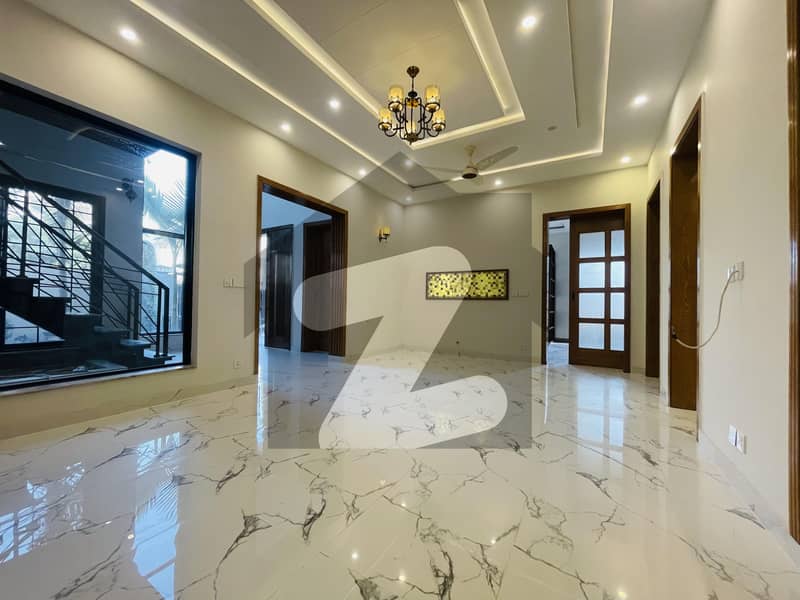 12 Marla Beautiful And Ultra Luxry House 12 Marla Beautiful And Ultra Luxry House