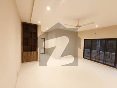 Lower lock 1 Kanal Upper Portion for Rent in DHA Lahore Phase 5 Block H