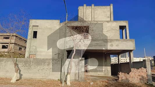 1 KANAL GREY STRUCTURE FOR SALE IN B BLOCK TOPCITY-1