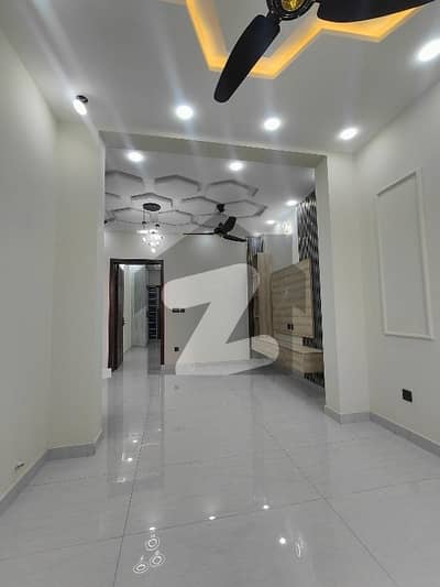 جناح گارڈنز ایف ای سی ایچ ایس,اسلام آباد میں 4 کمروں کا 6 مرلہ مکان 2.75 کروڑ میں برائے فروخت۔