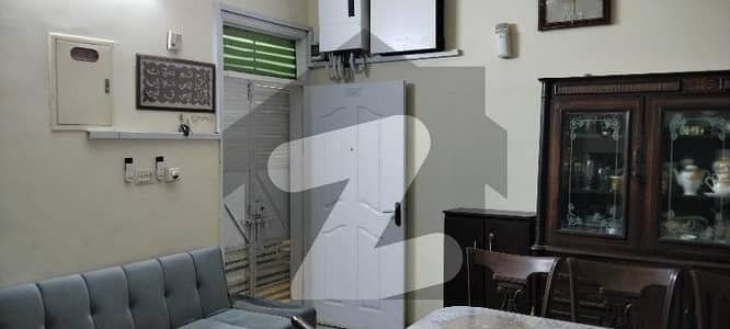 Spacious Renovated 3 Bed Apartment With Attached Baths & Dedicated Parking