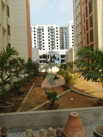 صائمہ ریذیڈنشیا سکیم 33 - سیکٹر 34-اے,سکیم 33,کراچی میں 2 کمروں کا 5 مرلہ فلیٹ 1.56 کروڑ میں برائے فروخت۔