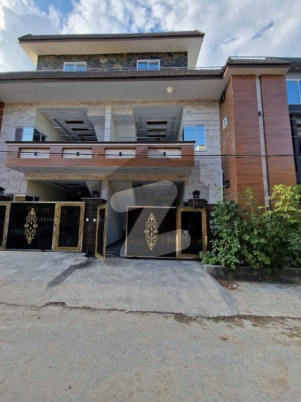 5 Marla dubl story house 5 Marla dubl story house