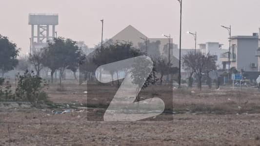 ڈی ایچ اے فیز 6 ڈیفنس (ڈی ایچ اے),لاہور میں 10 مرلہ رہائشی پلاٹ 3.25 کروڑ میں برائے فروخت۔