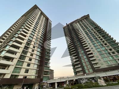 عمار دی ویوز ڈی ایچ اے فیز 8,ڈی ایچ اے ڈیفینس,کراچی میں 2 کمروں کا 8 مرلہ فلیٹ 4.0 لاکھ میں کرایہ پر دستیاب ہے۔