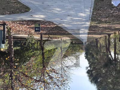 ڈی ایچ اے فیز 2 - سیکٹر سی ڈی ایچ اے ڈیفینس فیز 2,ڈی ایچ اے ڈیفینس,اسلام آباد میں 1 کنال رہائشی پلاٹ 5.85 کروڑ میں برائے فروخت۔