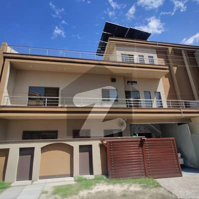 نیو سٹی فیز 2 نیو سٹی,واہ میں 4 کمروں کا 5 مرلہ مکان 1.6 کروڑ میں برائے فروخت۔