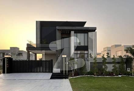 One kanal luxury bungalow located near carrefour mall